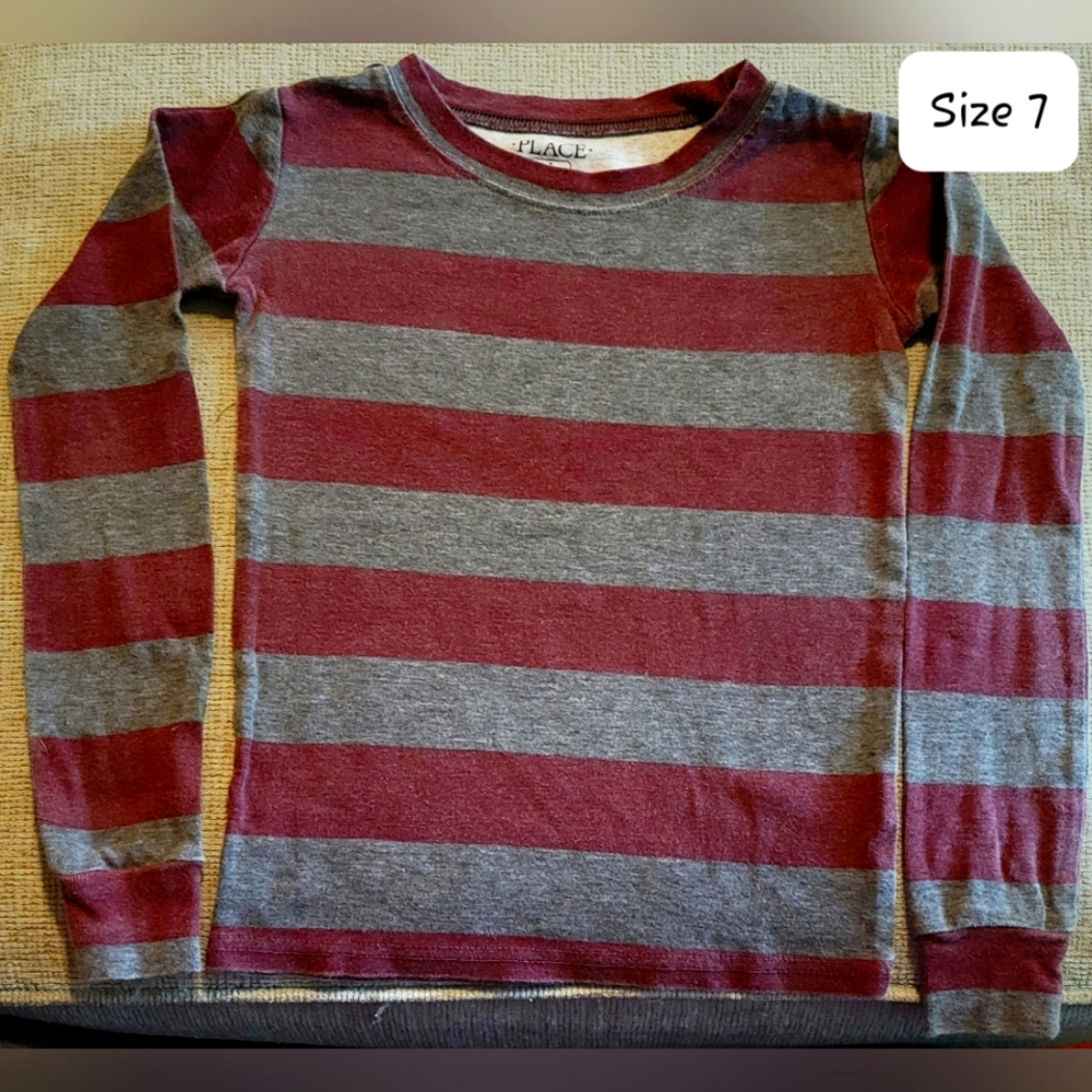 Boys size 7 Old Navy pajama set